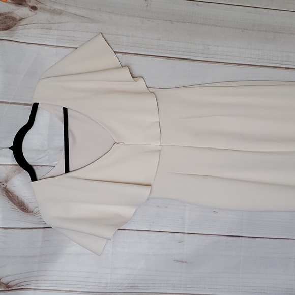 Calvin Klein Pink/Blush Flutter Sleeve Dress Size 2 - Picture 4 of 7